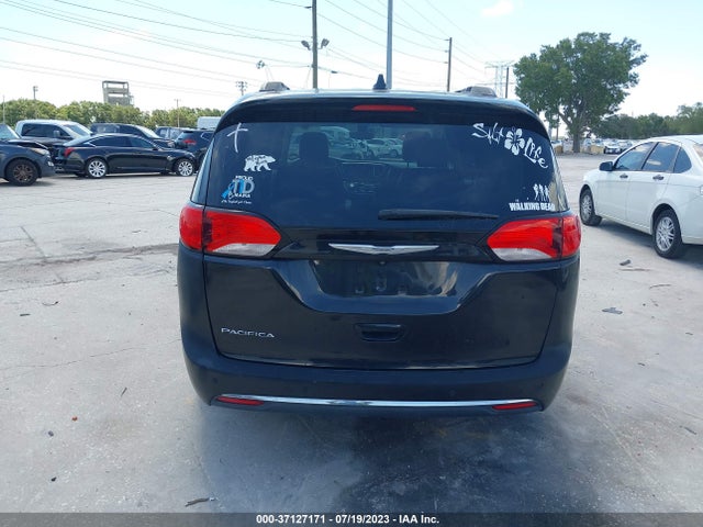 2C4RC1BGXHR590966 Chrysler Pacifica Touring-l