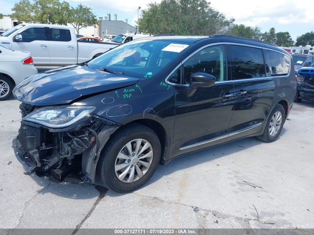 2C4RC1BGXHR590966 Chrysler Pacifica Touring-l