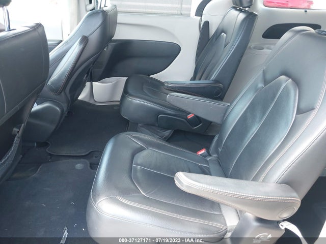 2C4RC1BGXHR590966 Chrysler Pacifica Touring-l