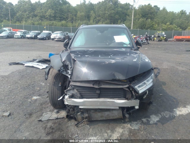WA1BNAFY1J2072094 Audi Q5 Premium Plus
