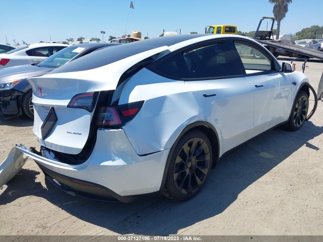 Tesla Model Y Long Range 2023 7SAYGDEE6PA082807 Image 12