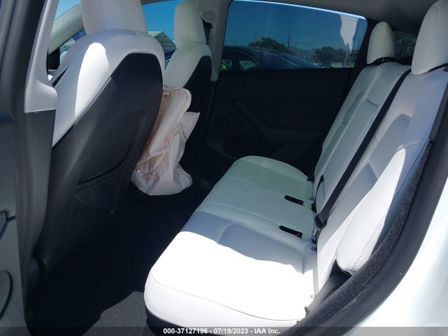 Tesla Model Y Long Range 2023 7SAYGDEE6PA082807 Image 16