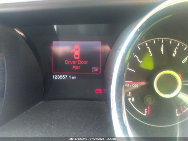 1ZVBP8CF6E5269811 Ford MUSTANG GT