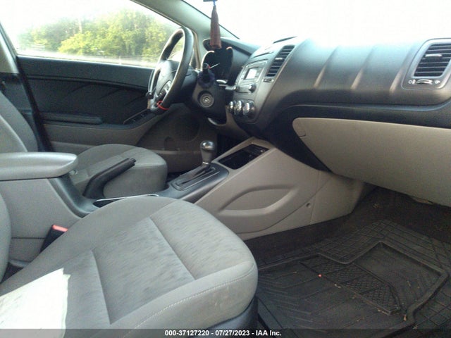 2015 KIA FORTE LX VIN: KNAFK4A69F5393519