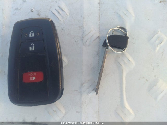 Toyota Prius Four 2016 JTDKARFU0G3025414 Image 3