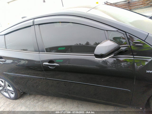 Toyota Prius Four 2016 JTDKARFU0G3025414 Image 6