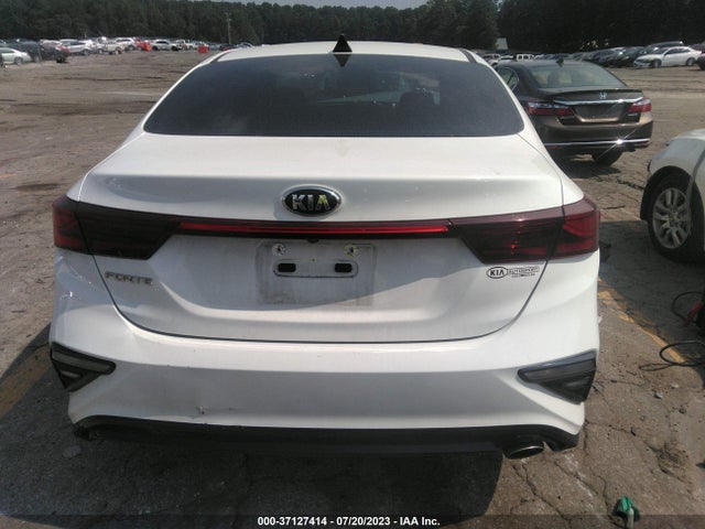 2019 KIA FORTE LXS VIN: 3KPF24AD8KE058199