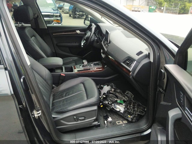 WA1ANAFY9J2007327 Audi Q5 Premium/tech Premium