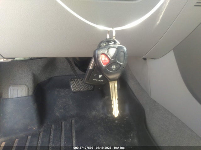 2007 TOYOTA RAV4 LIMITED VIN: JTMZK34V875012967