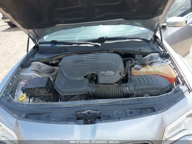 2C3CCAEGXHH565268 Chrysler 300 300c