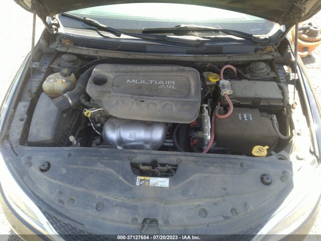 1C3CCCAB6GN142005 Chrysler 200 Limited