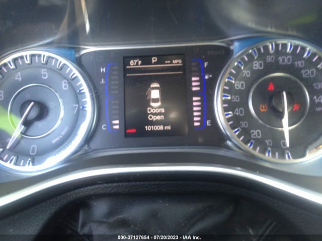 1C3CCCAB6GN142005 Chrysler 200 Limited