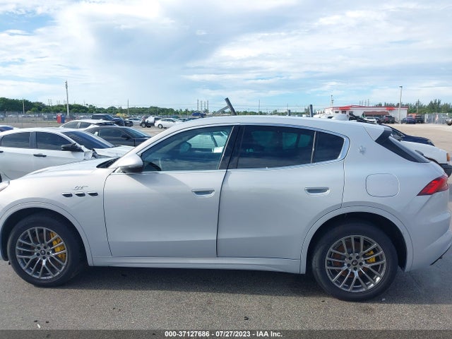 2023 Maserati Grecale, VIN: ZN682AVAXP7416416