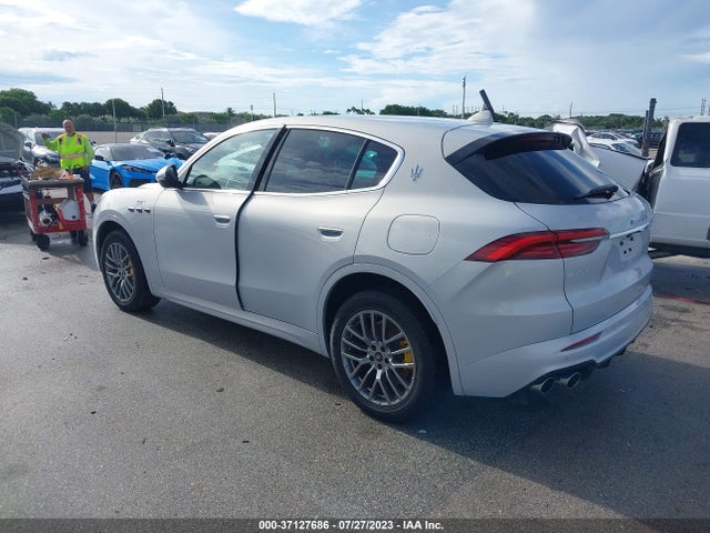 2023 Maserati Grecale, VIN: ZN682AVAXP7416416