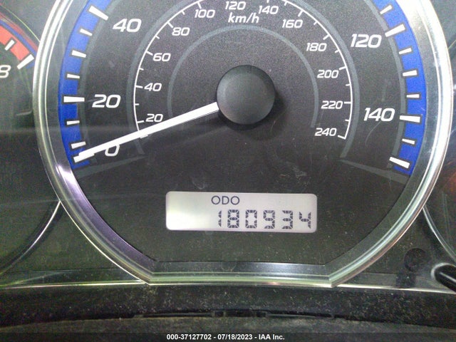 2011 SUBARU FORESTER 2.5X PREMIUM VIN: JF2SHADC2BG713683