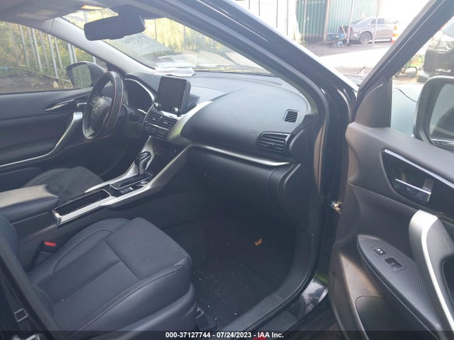 JA4ATWAA1NZ000835 Mitsubishi Eclipse Cross Se/sel