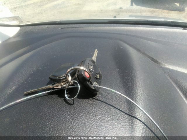 1FADP3F28JL309079 Ford FOCUS SE
