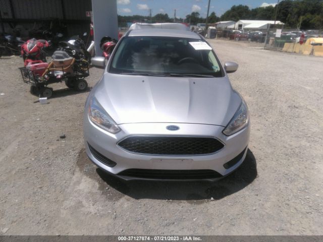 1FADP3F28JL309079 Ford FOCUS SE