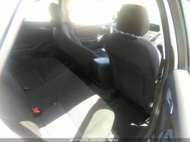 1FADP3F28JL309079 Ford FOCUS SE