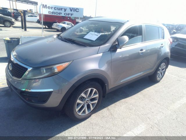 KNDPB3ACXF7679035 KIA Sportage Lx