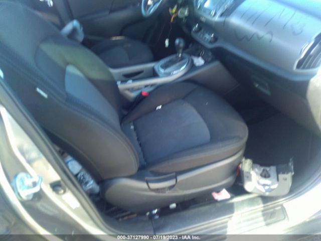 KNDPB3ACXF7679035 KIA Sportage Lx
