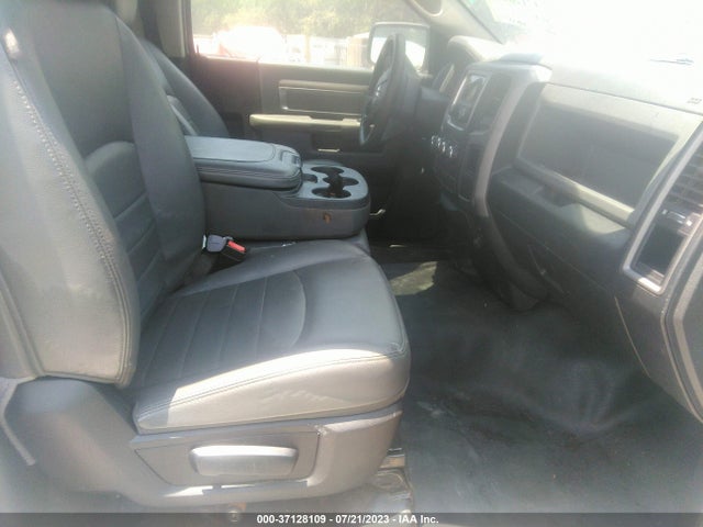 3C6JR6DG1KG726797 RAM 1500 Classic Tradesman