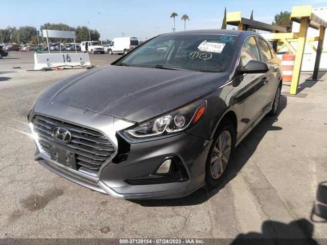 Hyundai SONATA SE 2018 5NPE24AF9JH699191 Image 2