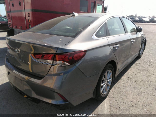 Hyundai SONATA SE 2018 5NPE24AF9JH699191 Image 4