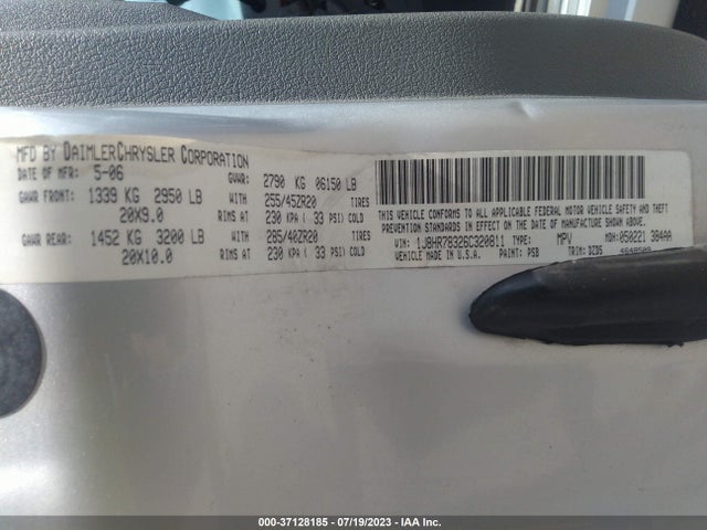 2006 JEEP GRAND CHEROKEE SRT-8 VIN: 1J8HR78326C320811
