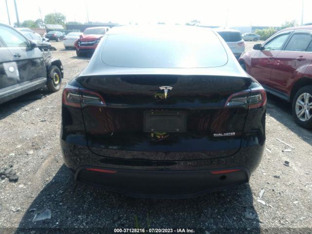 7SAYGDEF1PF665877 Tesla Model Y Performance