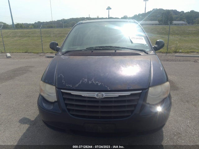 2005 CHRYSLER TOWN & COUNTRY TOURING VIN: 2C4GP54LX5R494179