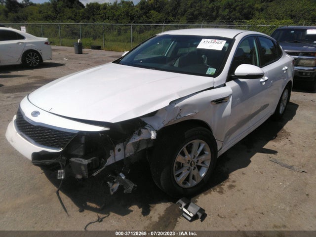 KIA Optima Lx 2017 5XXGT4L33HG130061 Image 2