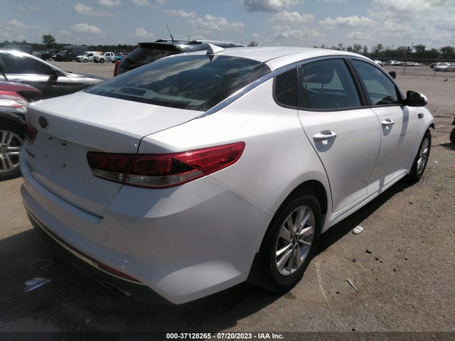 KIA Optima Lx 2017 5XXGT4L33HG130061 Image 4