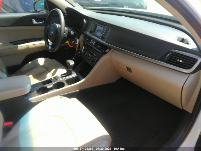 KIA Optima Lx 2017 5XXGT4L33HG130061 Image 5