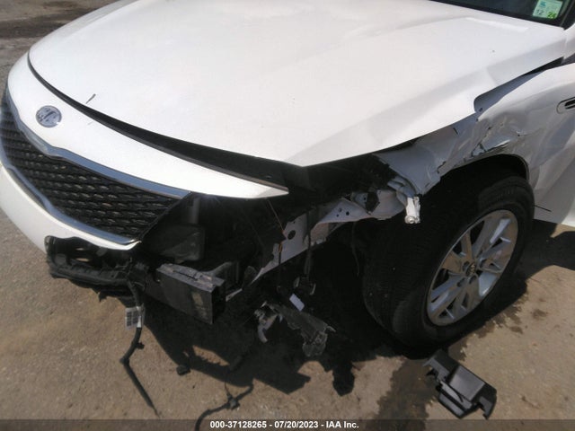 KIA Optima Lx 2017 5XXGT4L33HG130061 Image 6
