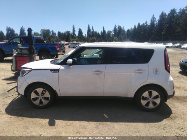 KNDJN2A2XG7271019 KIA Soul Base