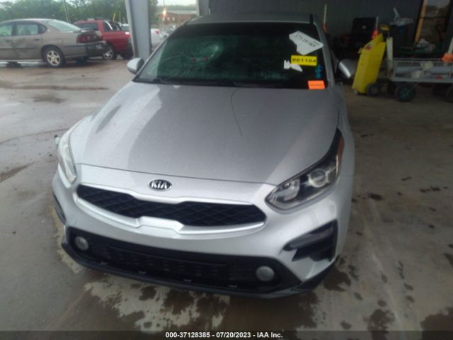 3KPF24AD2ME265884 KIA Forte Lxs