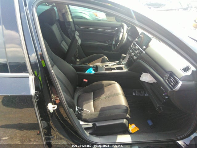 2019 HONDA ACCORD SEDAN EX 1.5T VIN: 1HGCV1F47KA175052