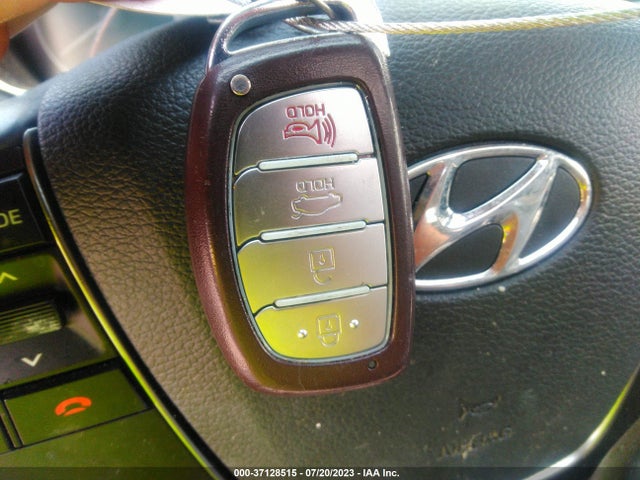 Hyundai Sonata Limited 2017 5NPE34AF0HH464069 Image 3
