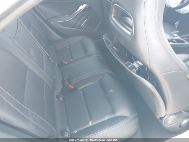 WDDSJ4EB6KN743703 Mercedes-Benz Cla Cla 250