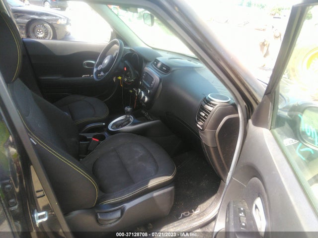 KIA SOUL + 2016 KNDJP3A57G7241566 Image 11