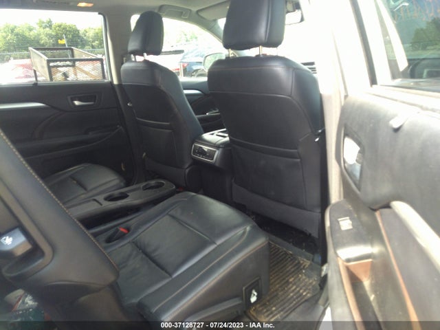 2018 TOYOTA HIGHLANDER XLE VIN: 5TDJZRFH8JS546300