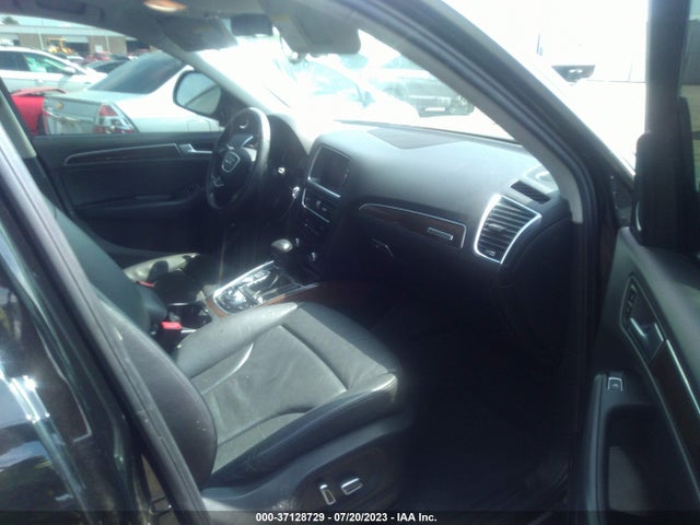 WA1LFAFPXEA070767 Audi Q5 Premium Plus