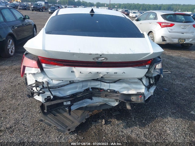 2021 HYUNDAI ELANTRA SEL VIN: 5NPLM4AG7MH001563
