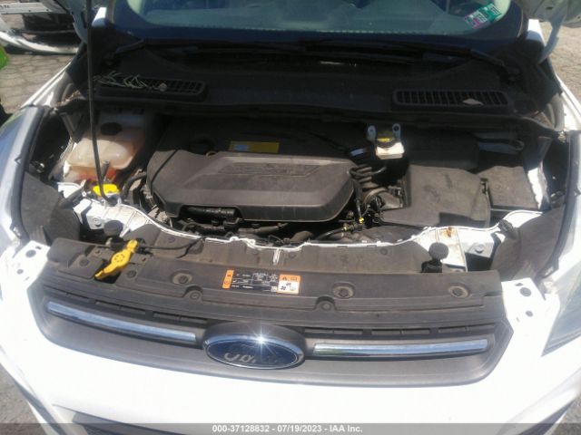 1FMCU9GX3GUC33782 Ford ESCAPE SE