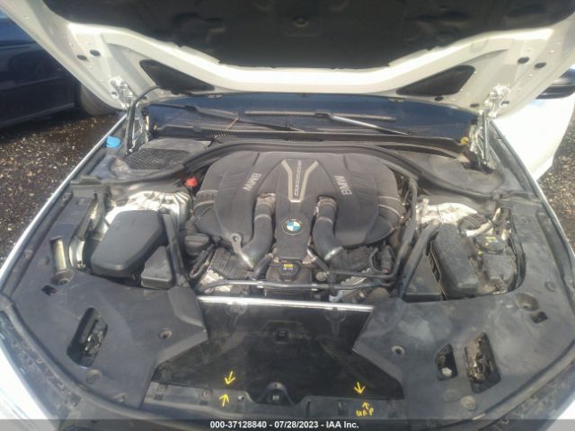 WBAJB9C50JB049129 BMW 5 Series M550i Xdrive