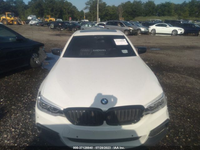 WBAJB9C50JB049129 BMW 5 Series M550i Xdrive