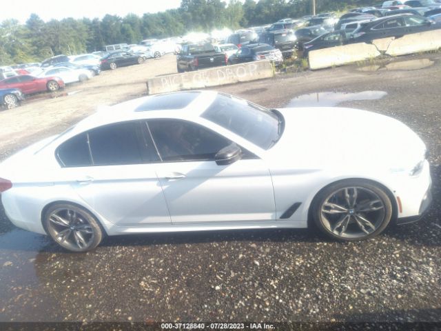 WBAJB9C50JB049129 BMW 5 Series M550i Xdrive