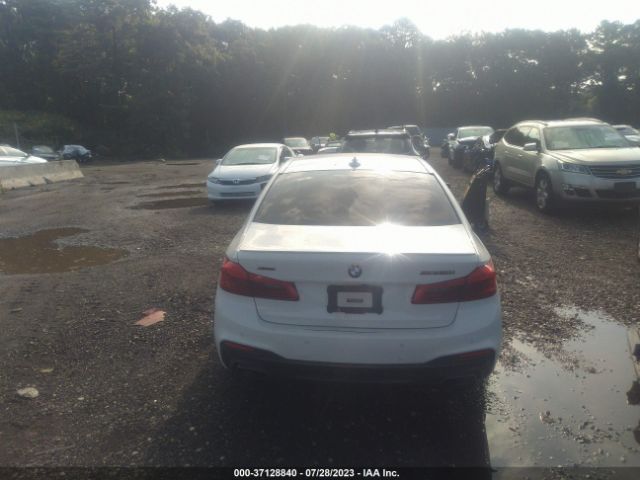 WBAJB9C50JB049129 BMW 5 Series M550i Xdrive
