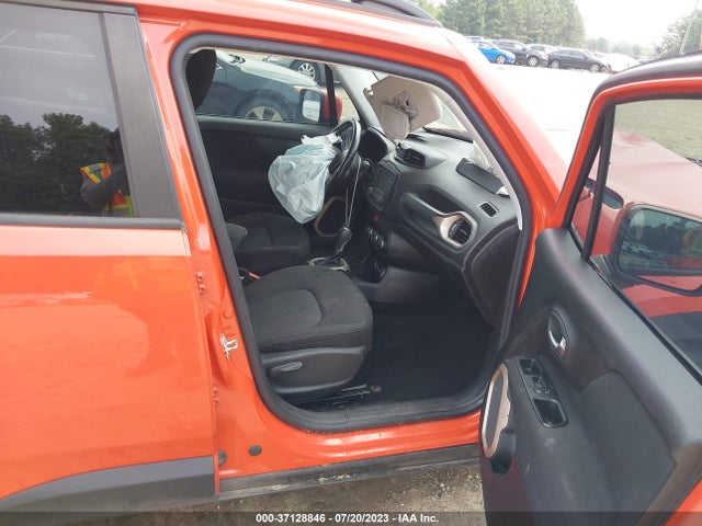 2016 JEEP RENEGADE LATITUDE VIN: ZACCJABT3GPD03687
